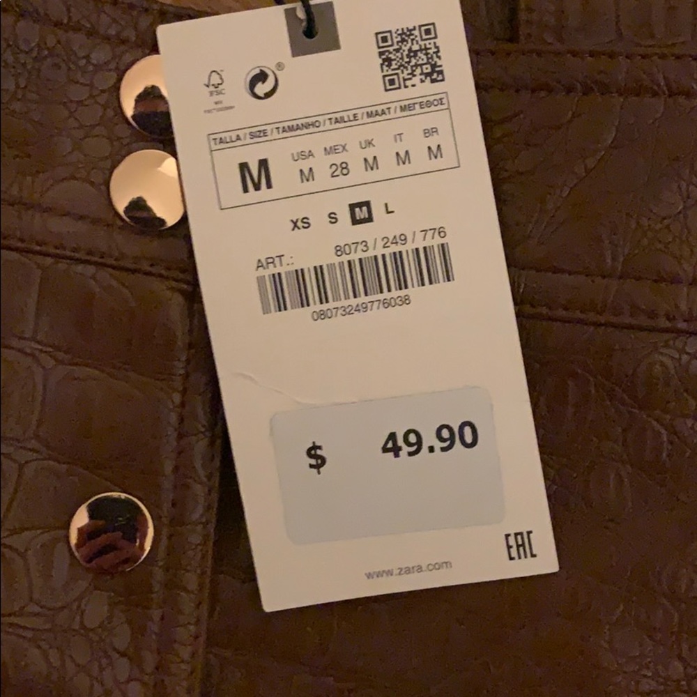 NEVER WORN Zara Faux Leather Mini skirt w/ straps - Picture 4 of 7